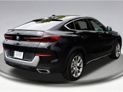 Used 2022 BMW X6 xDrive40i AWD/4WD image 14