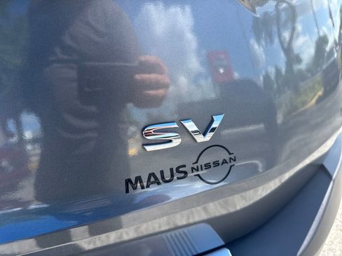 Certified 2022 Nissan Rogue SV FWD image 13