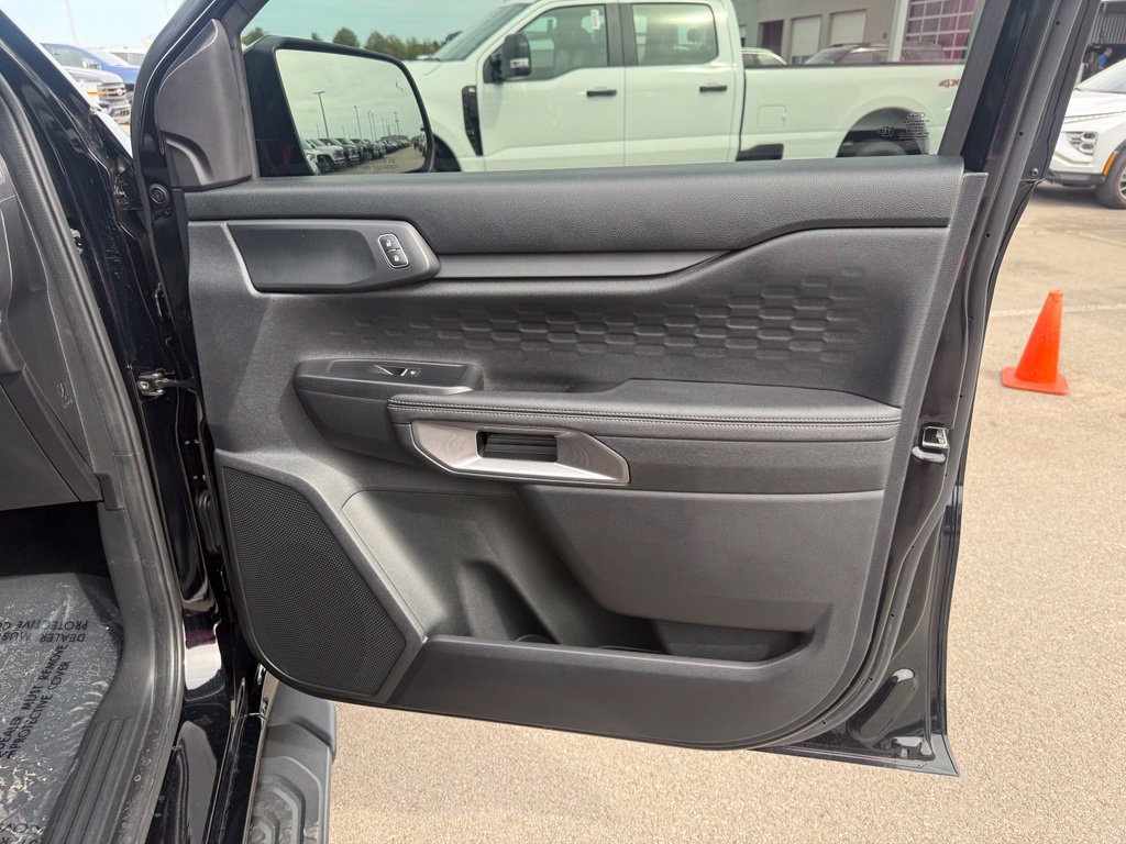 Used 2025 Ford Ranger XLT w/ Equipment Group 301A High AWD/4WD image 26
