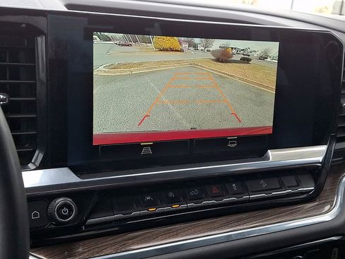 Used 2023 Chevrolet Silverado 1500 RST w/ Z71 Off-Road Package image 17