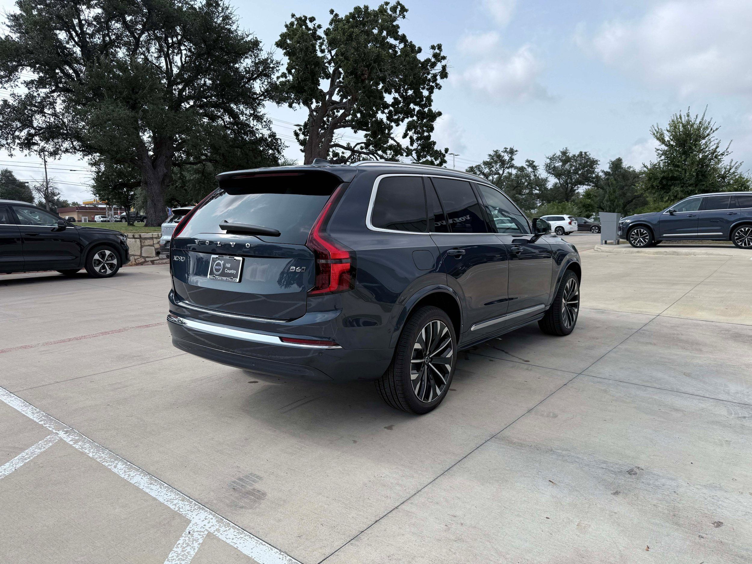 New 2026 Volvo XC90 B6 Ultra w/ Protection Package Premier AWD/4WD image 6