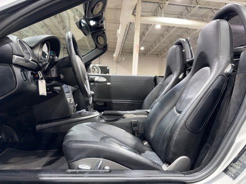 Used 2006 Porsche Boxster S image 11
