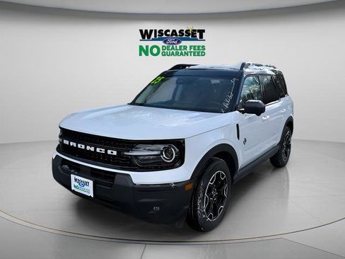Used 2025 Ford Bronco Sport Outer Banks w/ Outer Banks Tech Package+ AWD/4WD image 18