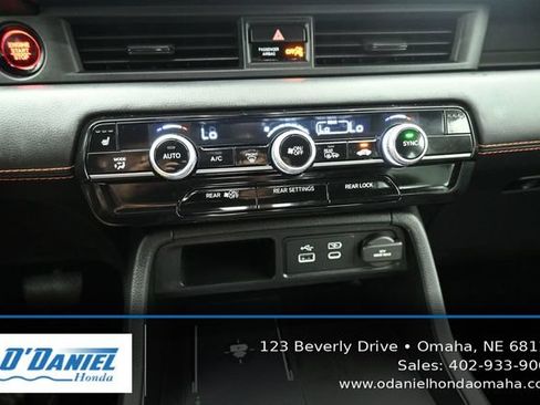 Used 2024 Honda Pilot TrailSport image 31