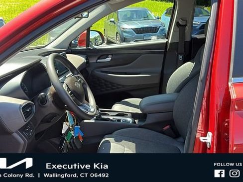 Used 2019 Hyundai Santa Fe SE AWD/4WD image 11