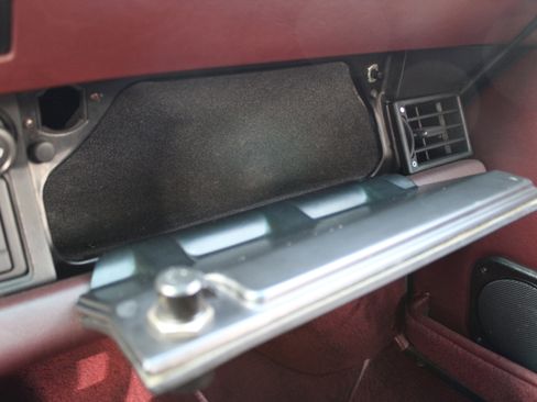 Used 1987 Porsche 911 Carrera image 40