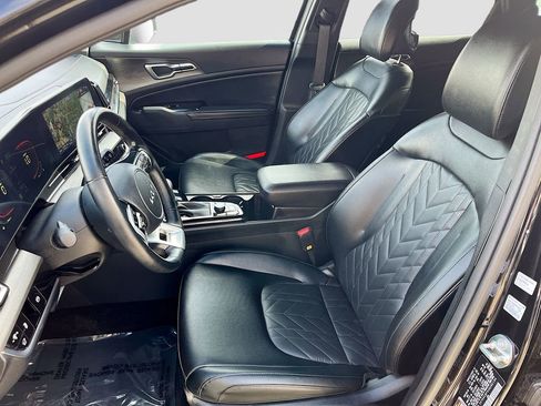 Used 2025 Kia Sportage X-Line w/ Premium Package image 21