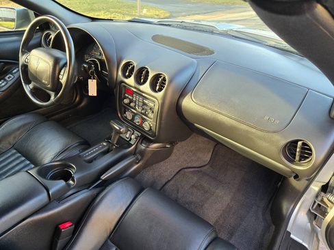 Used 2000 Pontiac Firebird Formula RWD image 27