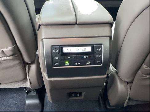 Used 2022 Lexus GX 460 Premium w/ Premium Plus Package AWD/4WD image 38