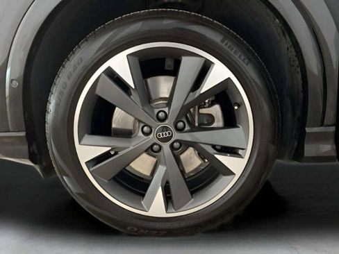 Used 2024 Audi Q4 e-tron Premium Plus w/ Premium Plus image 91