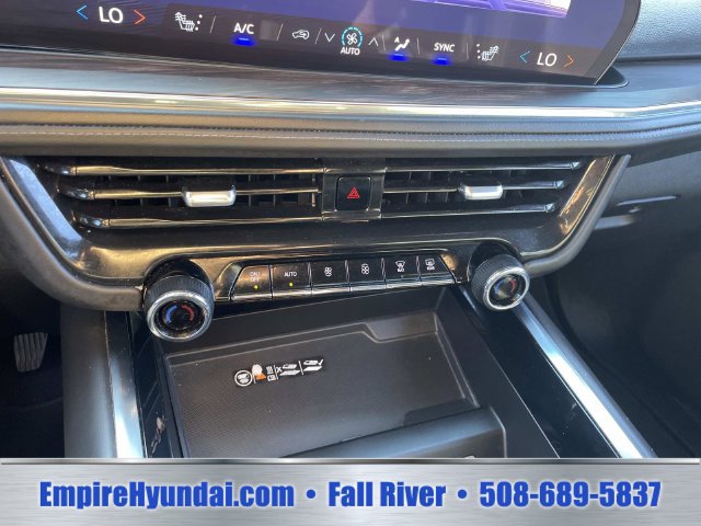 Used 2025 Chevrolet Tahoe LT AWD/4WD image 25