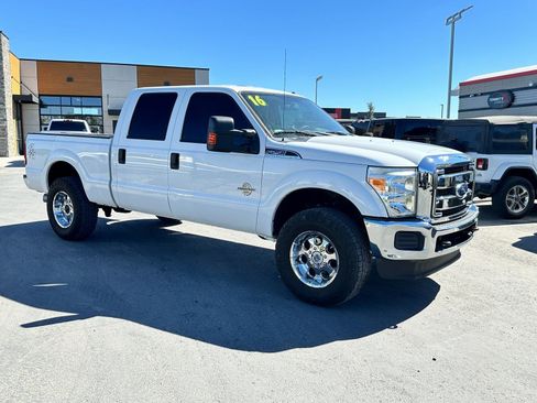 Used 2016 Ford F250 XLT image 5
