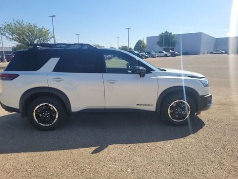 Certified 2024 Nissan Pathfinder Rock Creek AWD/4WD image 5