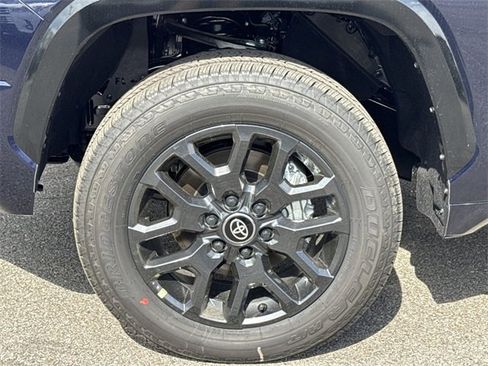 Used 2025 Toyota Tundra Platinum image 22