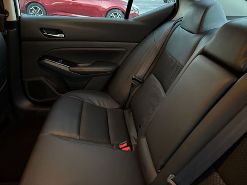 Used 2025 Nissan Altima 2.5 SR image 39