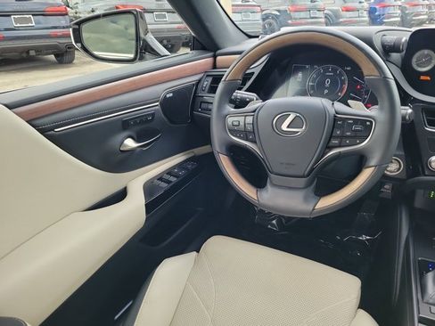 Used 2024 Lexus ES 350 Ultra Luxury image 14