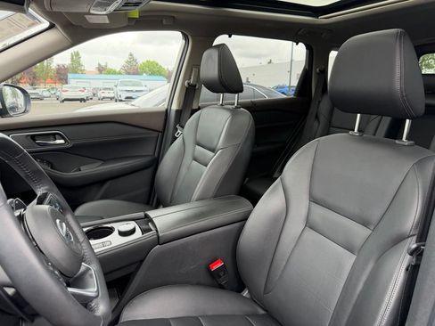 Used 2021 Nissan Rogue SL w/ Premium Package AWD/4WD image 16