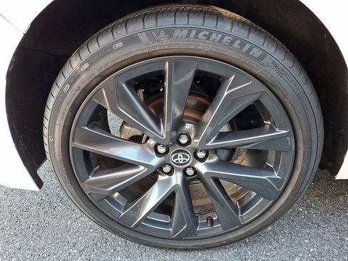 Used 2023 Toyota Corolla SE FWD image 7