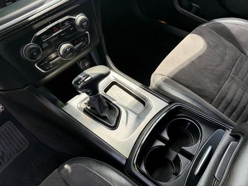 Used 2019 Dodge Charger Scat Pack w/ Daytona Edition Group RWD image 21