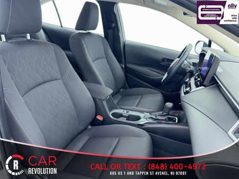 Used 2023 Toyota Corolla LE image 46