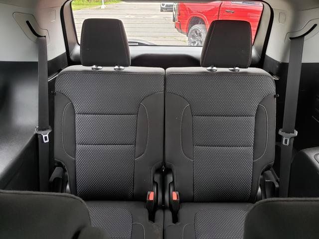 Used 2023 GMC Acadia SLE w/ Driver Convenience Package AWD/4WD image 15