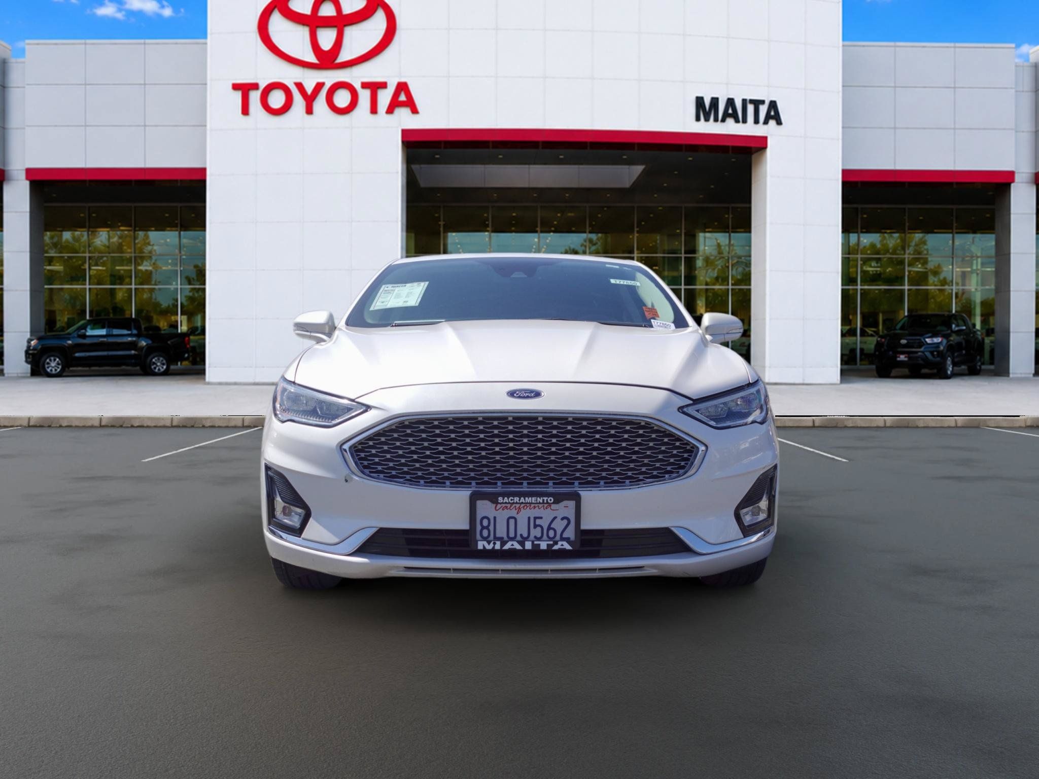 Used 2019 Ford Fusion Energi Titanium FWD image 8