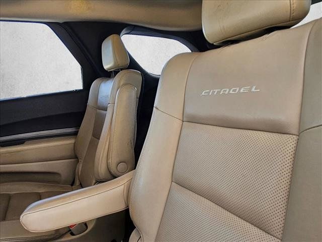 Used 2018 Dodge Durango Citadel w/ Technology Group RWD image 17