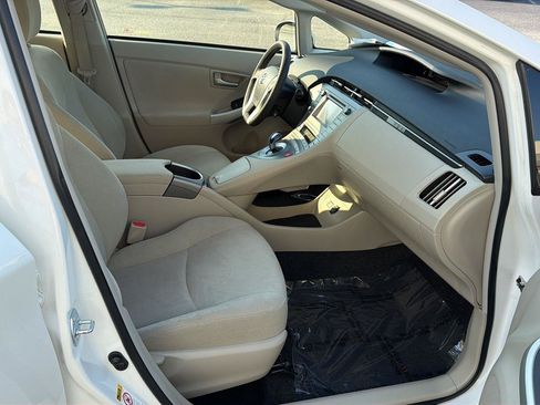 Used 2015 Toyota Prius Three FWD image 13