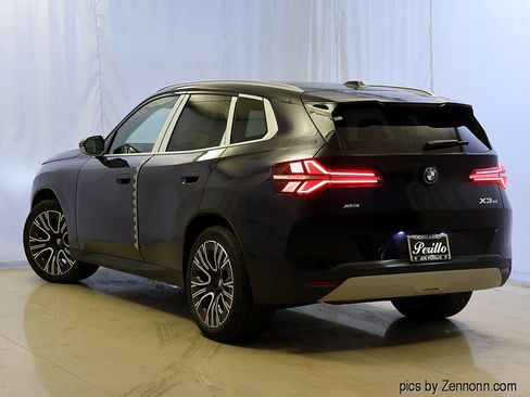 New 2026 BMW X3 xDrive30i w/ Premium Package AWD/4WD image 9