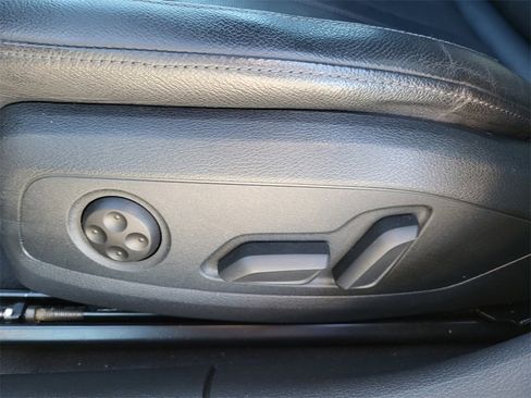 Used 2019 Audi S4 Premium Plus w/ Premium Plus Package image 11