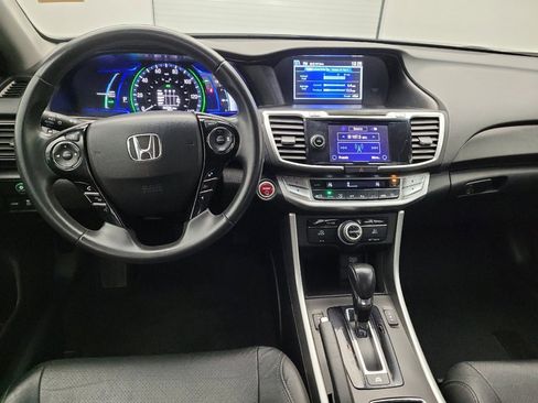 Used 2015 Honda Accord Touring image 22
