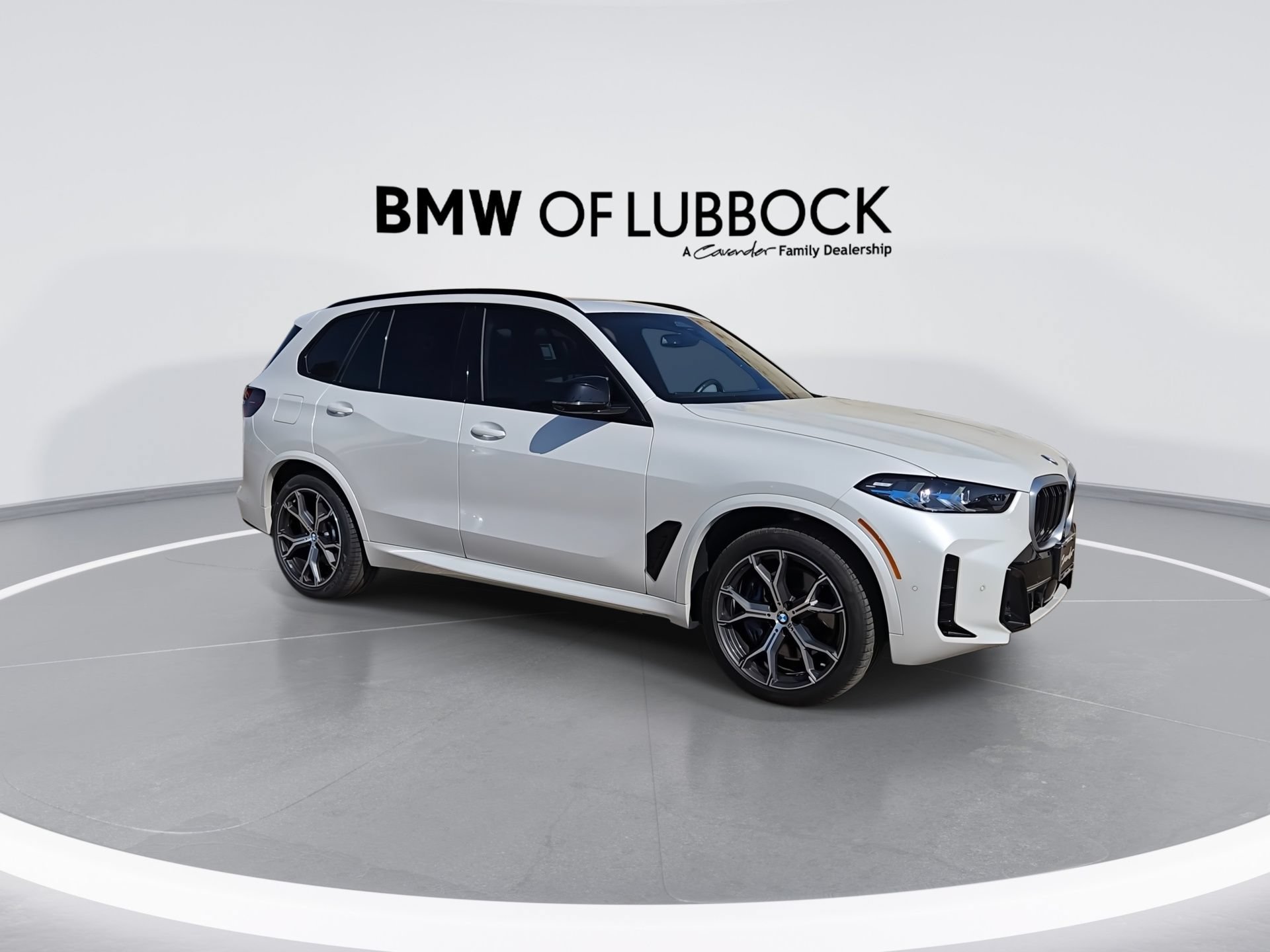 Used 2026 BMW X5 M60i AWD/4WD image 2