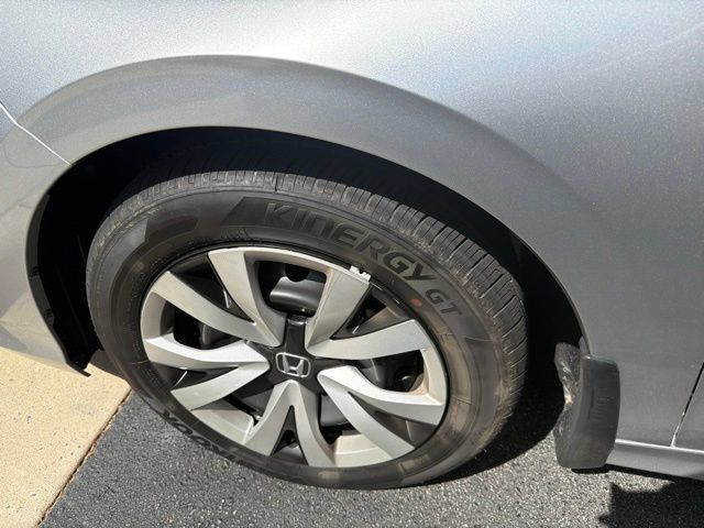 Used 2026 Honda Civic LX image 9