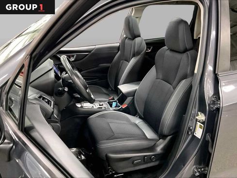 Used 2021 Subaru Forester Premium AWD/4WD image 8