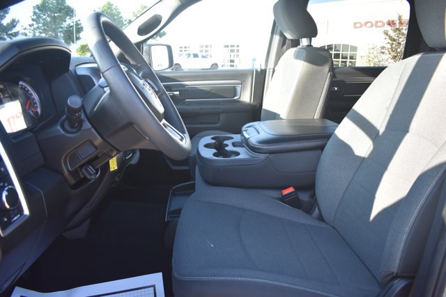 Used 2024 RAM 1500 Warlock AWD/4WD image 13