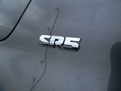 Used 2019 Toyota 4Runner SR5 Premium AWD/4WD image 8