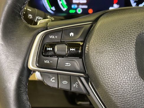 Used 2018 Honda Accord EX-L image 32