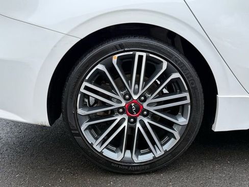 Used 2024 Kia Forte GT w/ GT2 Package image 18