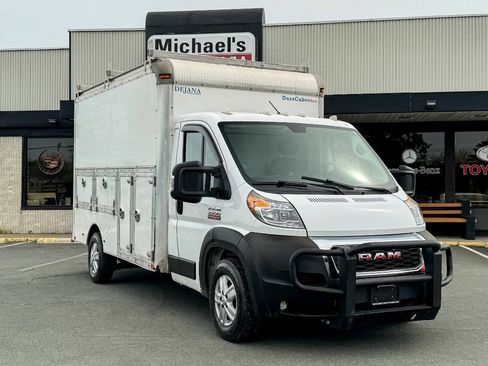 Used 2019 RAM ProMaster 3500 w/ Premium Appearance Group FWD image 1