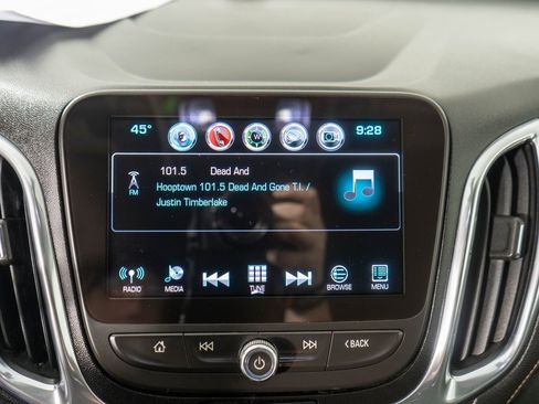 Used 2018 Chevrolet Equinox Premier image 19