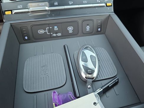 New 2025 Hyundai Santa Fe Calligraphy image 23