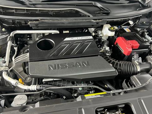 Used 2023 Nissan Rogue SV image 37