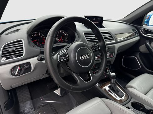 Used 2016 Audi Q3 2.0T Prestige w/ Prestige Package AWD/4WD image 18