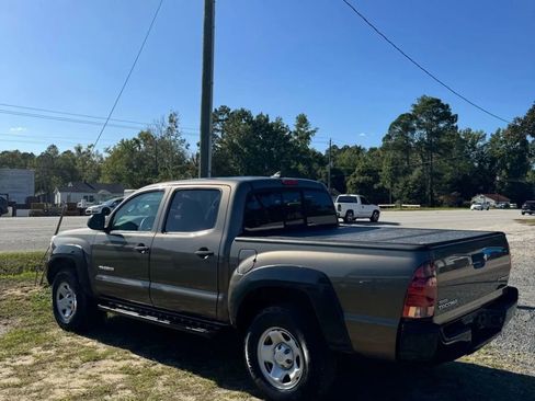 Used 2012 Toyota Tacoma PreRunner w/ Convenience Pkg image 4