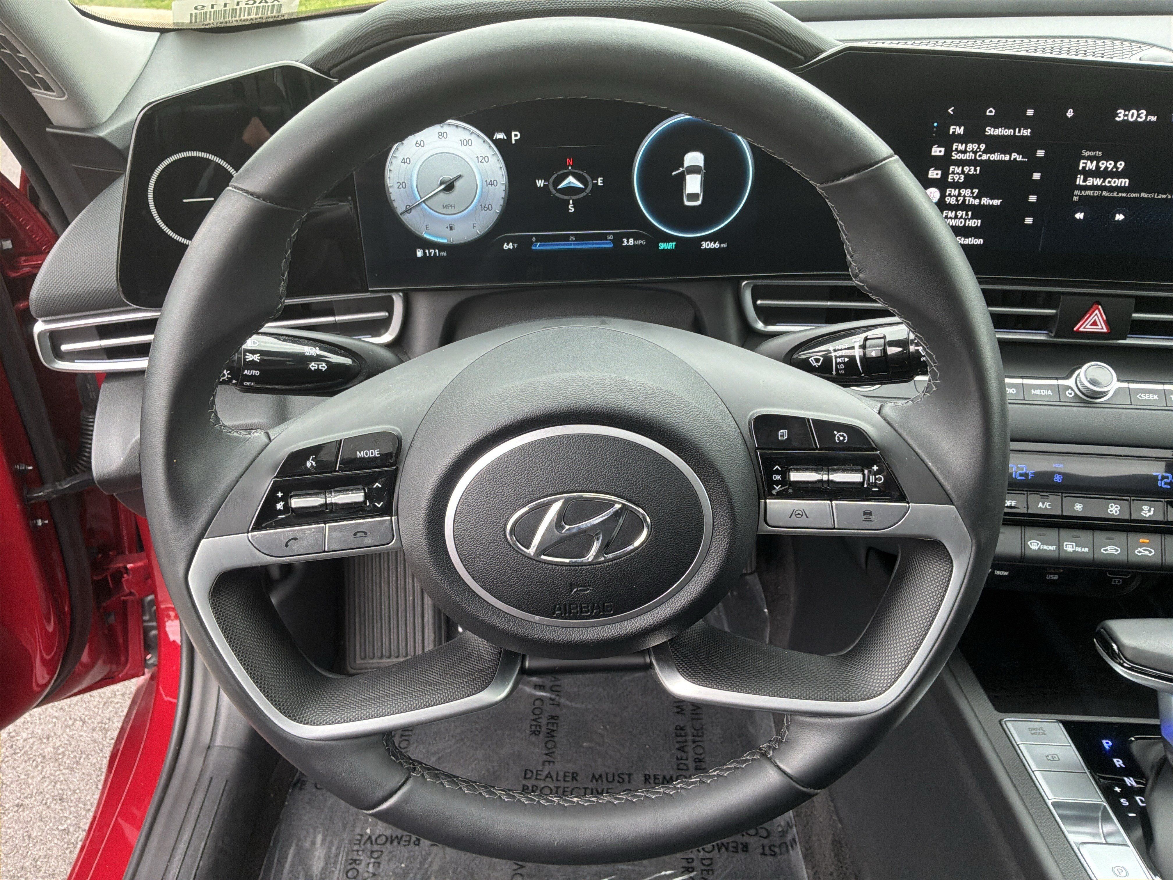 Used 2023 Hyundai Elantra Limited FWD image 18