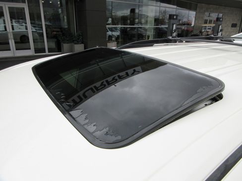 Used 2020 Toyota Sienna XLE Premium image 17