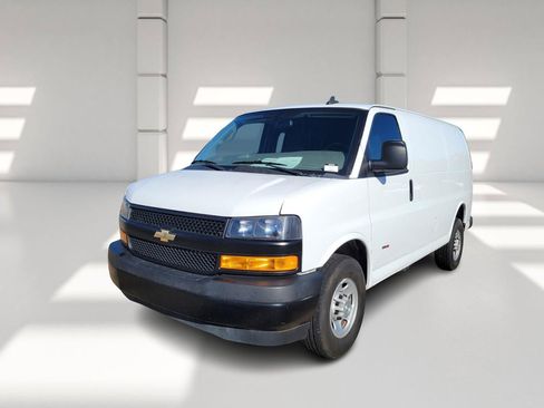 Used 2021 Chevrolet Express 3500 Base w/ Driver Convenience Package image 1