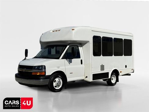 Used 2015 Chevrolet Express 3500 w/ Shuttle Bus Package image 3