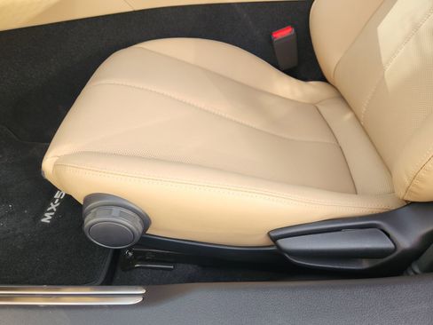 New 2025 MAZDA MX-5 Miata Grand Touring image 23