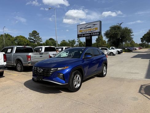 Used 2022 Hyundai Tucson SEL w/ Cargo Package AWD/4WD image 3